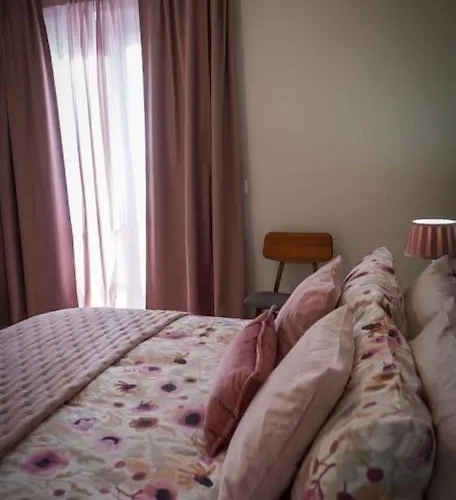 Apartament Your Escape: Where Every Sunrise Becomes A Memory *